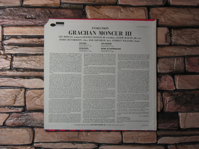 Moncur III Grachan  - Evolution